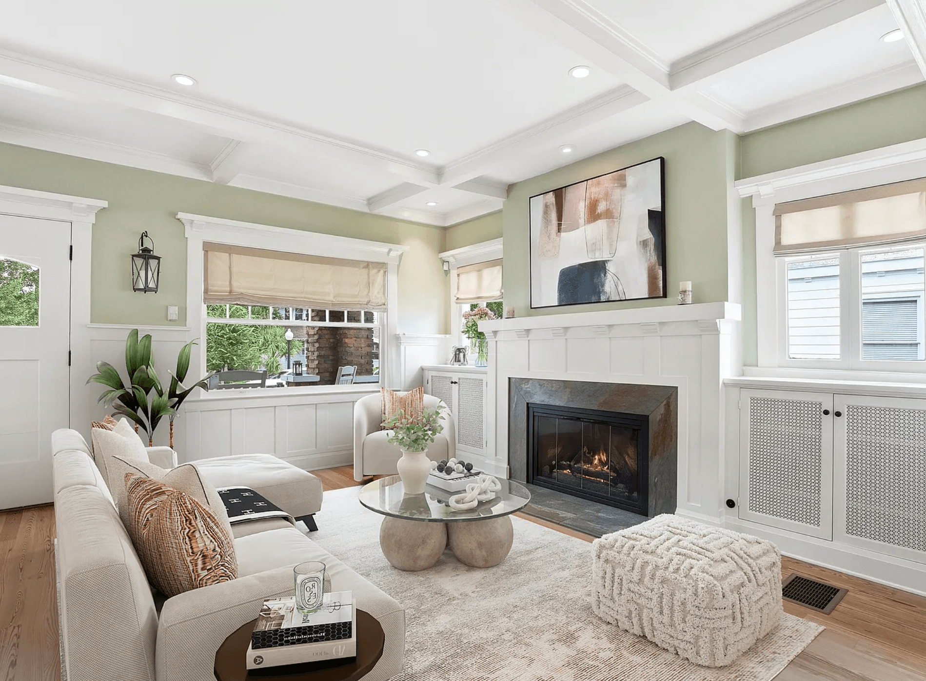 Property 02 — Living room